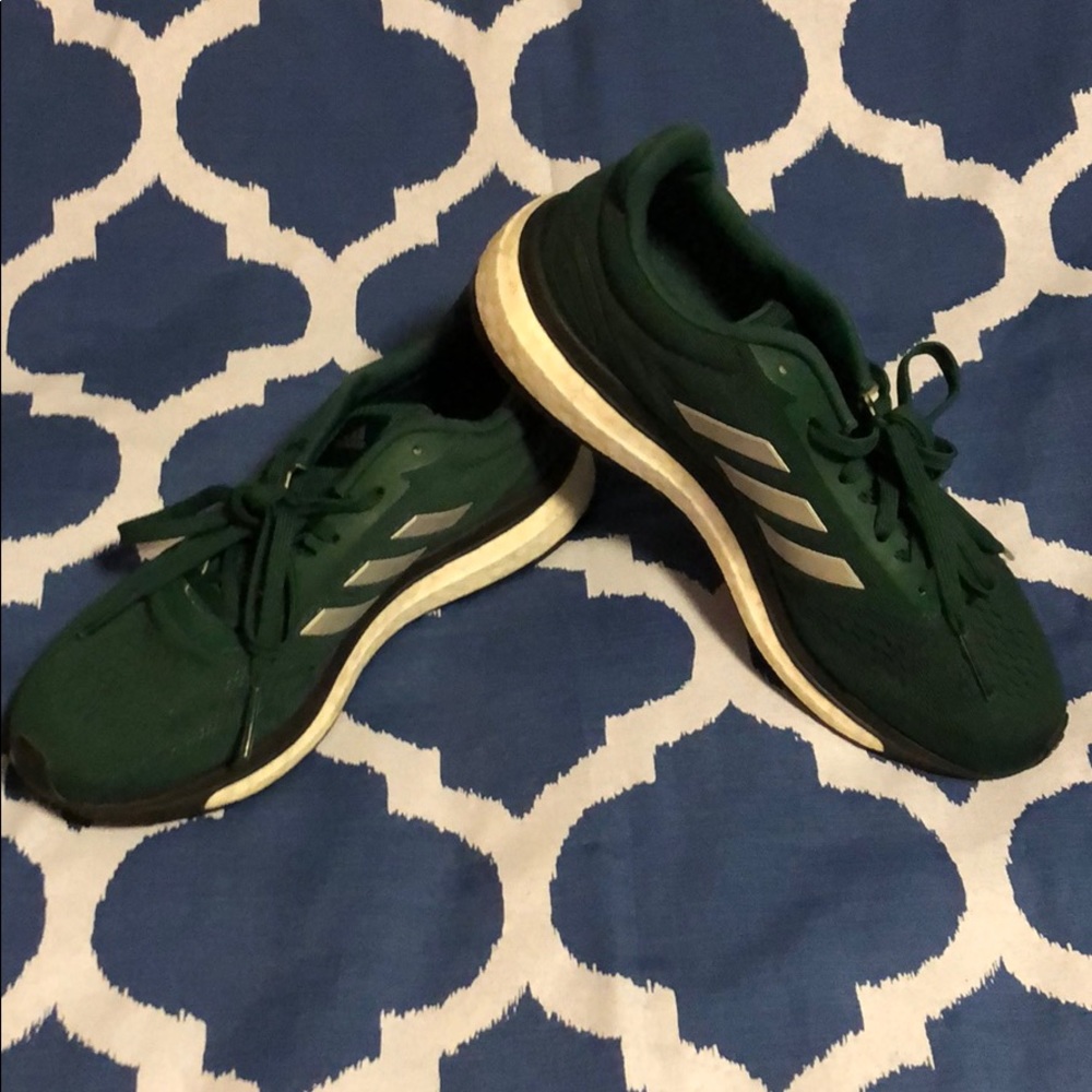 NEW adidas Boost Size 6.5 Men’s but fits Female 8